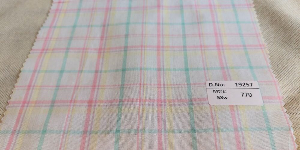 Tattersall Check Fabric - Shirt Fabric - Plaid Fabric 151408 (10)