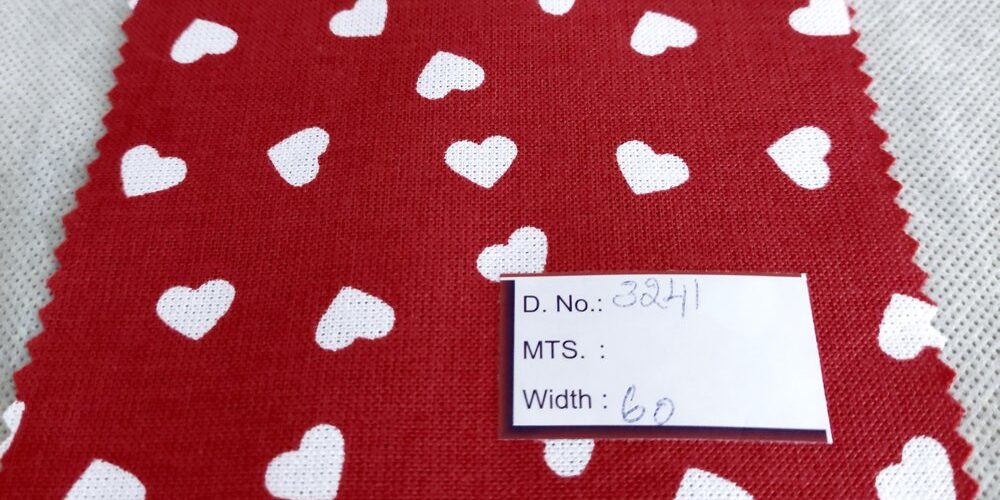 Novelty Print fabric with hearts in red and white color, for children's clothing, quilting, dog bandanas and dresses.