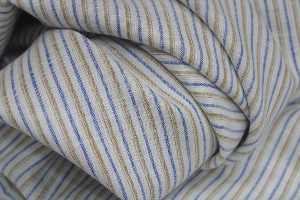 Linen Fabric - linen stripes, linen plaid or checks & linen solids, for linen shirts, children's clothing and linen dresses.